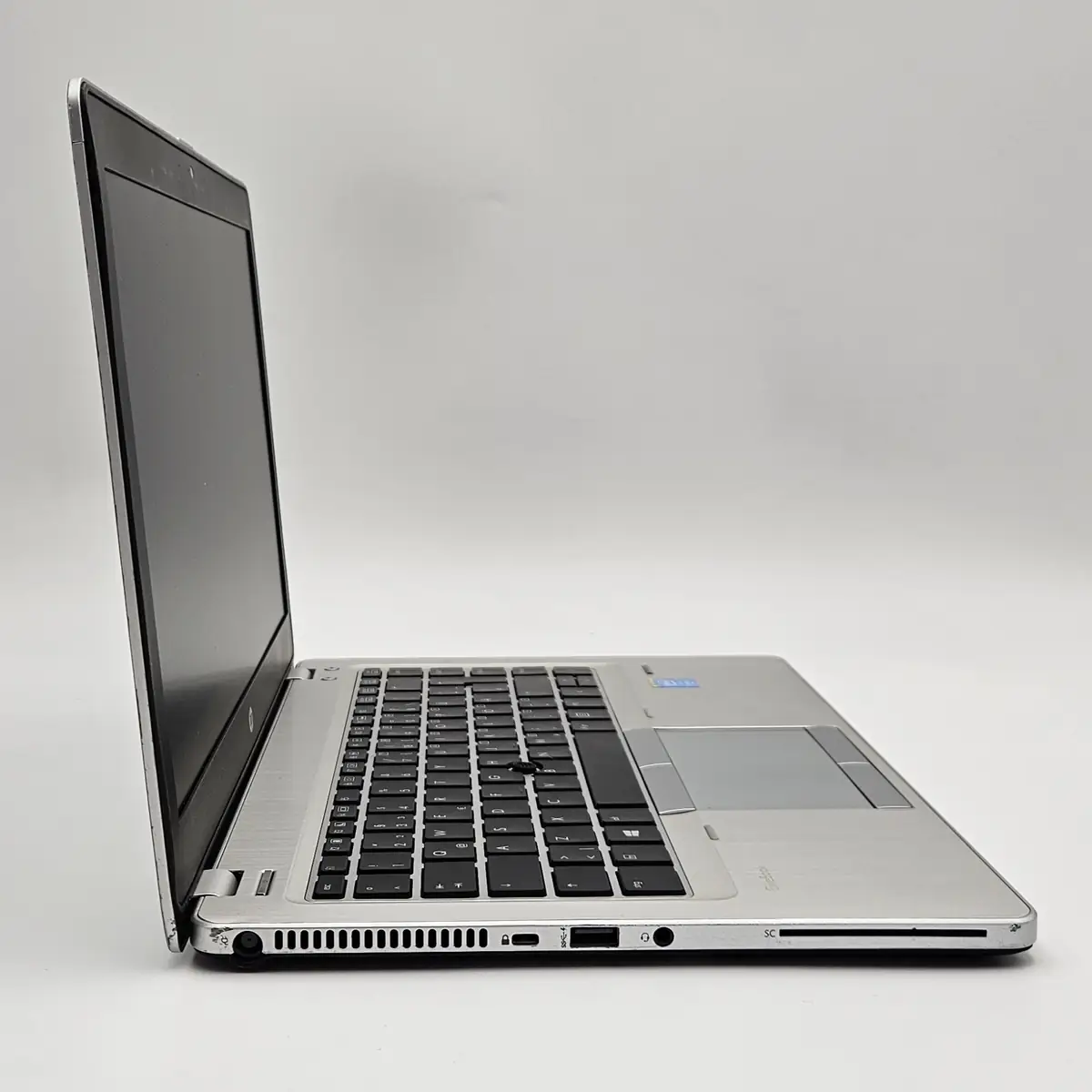 Laptop Second Hand HP 9480m - 14inch Intel i5-4310U 12GB RAM 256GB SSD TAST. ILUM. Windows 10 Refurbished  [6]