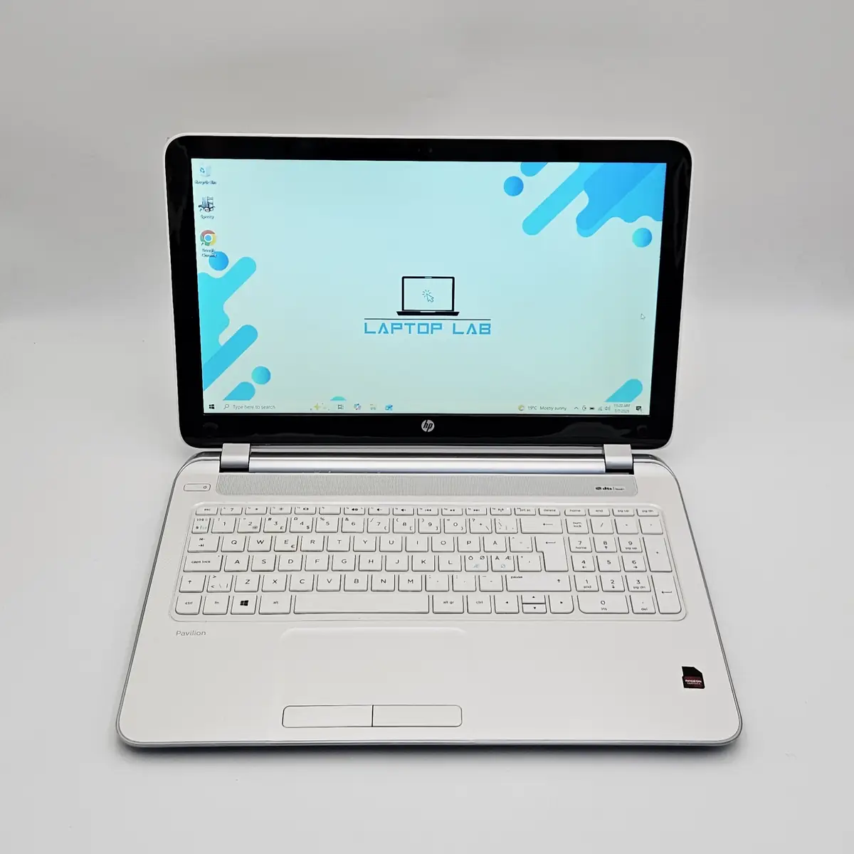 Laptop Second Hand HP Pavilion 15 - 15.6inch AMD A4-5000 8GB RAM 250GB SSD AMD Radeon HD 8600M 1GB Windows 10 Refurbished  [2]