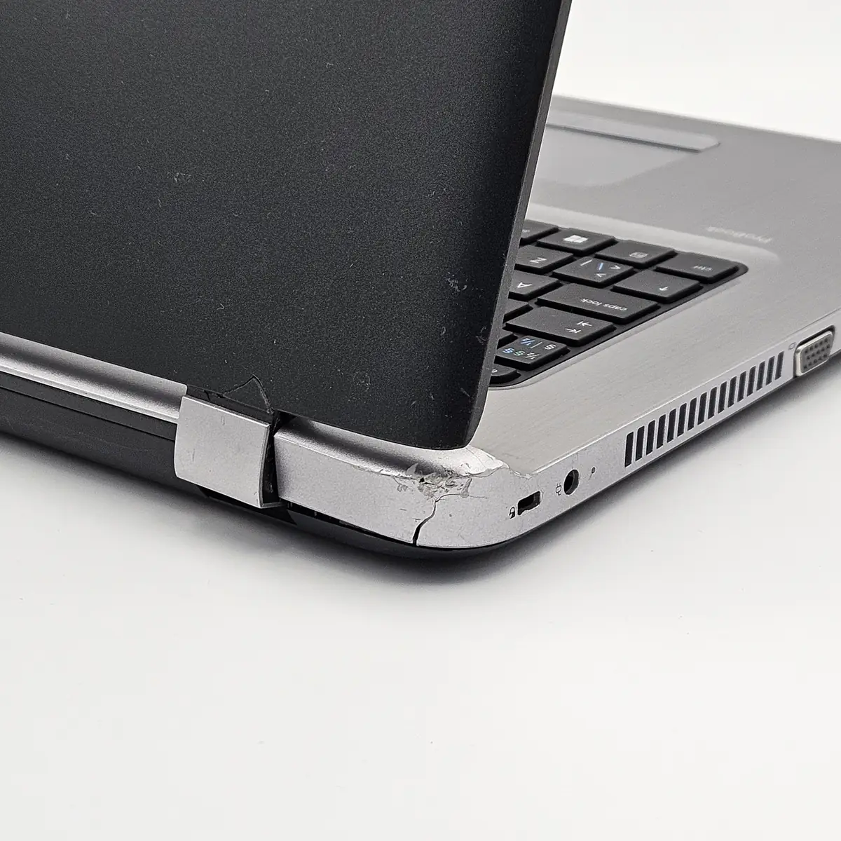 Laptop Second Hand HP ProBook 470 G3 - 17.3inch FHD Intel i7-6500U 8GB RAM 256GB SSD AMD R7 M340 2GB Windows 10 Refurbished [7]