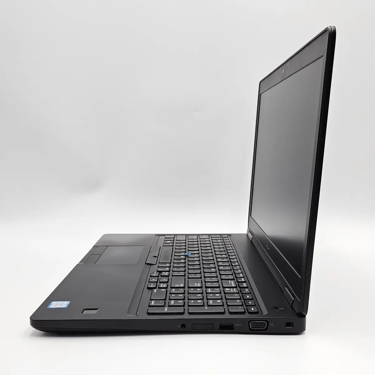 Laptop Second Hand Dell Latitude 5590 - 15.6inch FHD Intel i5-8250U 8GB RAM 256GB SSD TAST. ILUM. Windows 11 Refurbished [5]