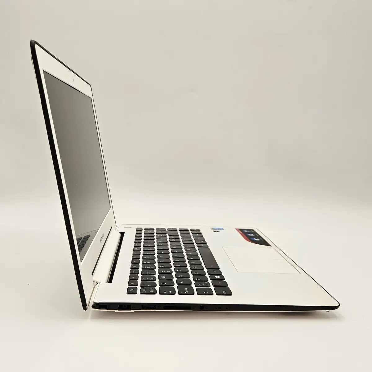 Laptop Second Hand LENOVO Ideapad U31 -  13.3inch FHD Intel I3-5010U 8GB RAM 128GB SSD Windows 10 Refurbished  [7]