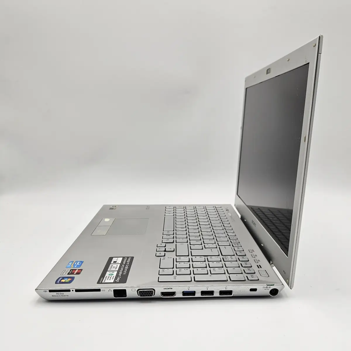 Laptop Second Hand Sony Vaio PCG-41414M - 15.6inch FHD Intel I5-2450M 8GB RAM 320GB HDD AMD Radeon 6600M Windows 10 Refurbished  [6]