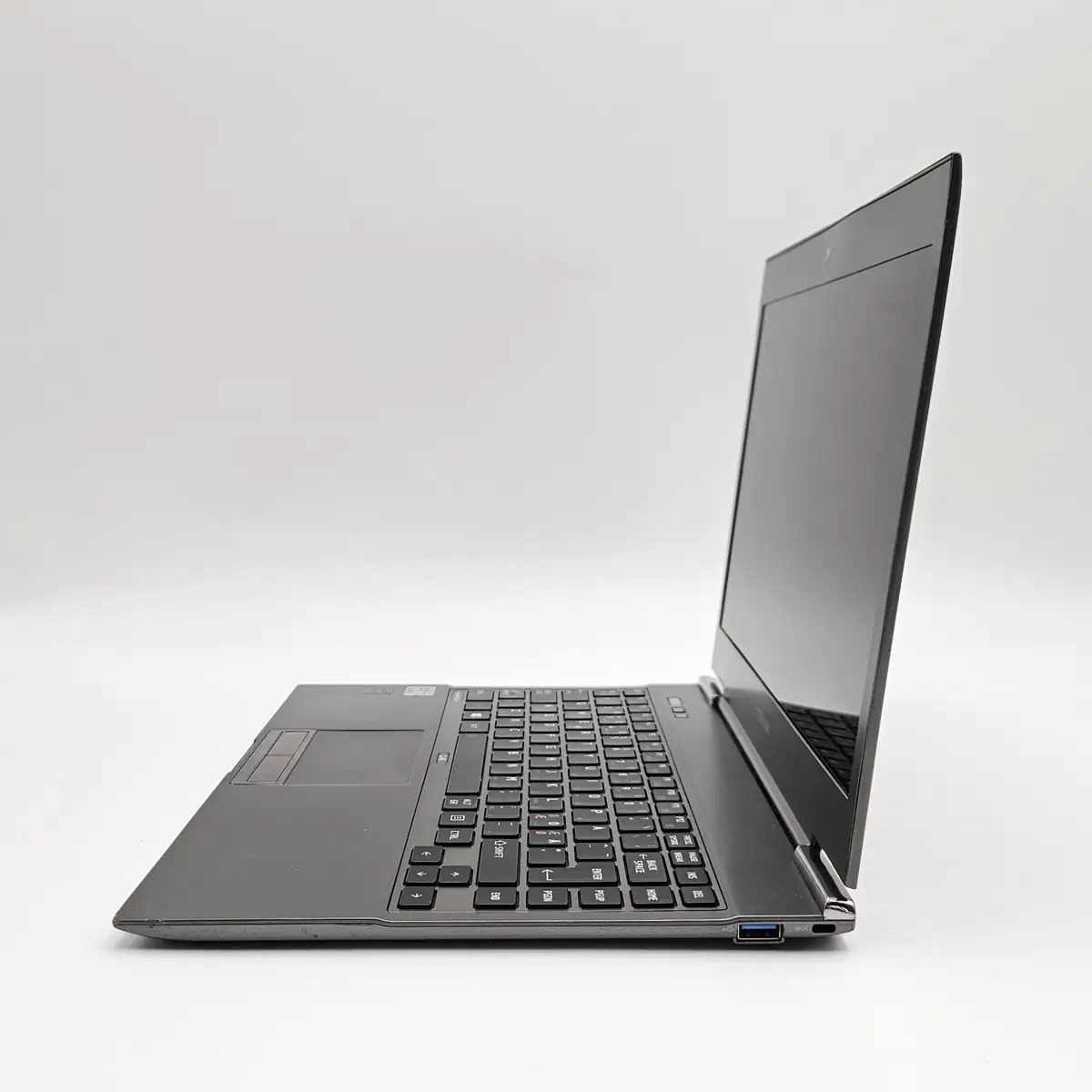 Laptop Second Hand Toshiba PORTEGE Z930 - 13.3inch Intel i5-3337U 8GB RAM 128GB SSD TAST. ILUM. Windows 10 Refurbished  [5]
