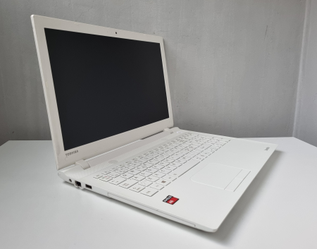 Laptop Second Hand Toshiba Satellite C55 - 15.6inch AMD A6-7310 4GB RAM 250GB HDD Windows 10 Refurbished [4]