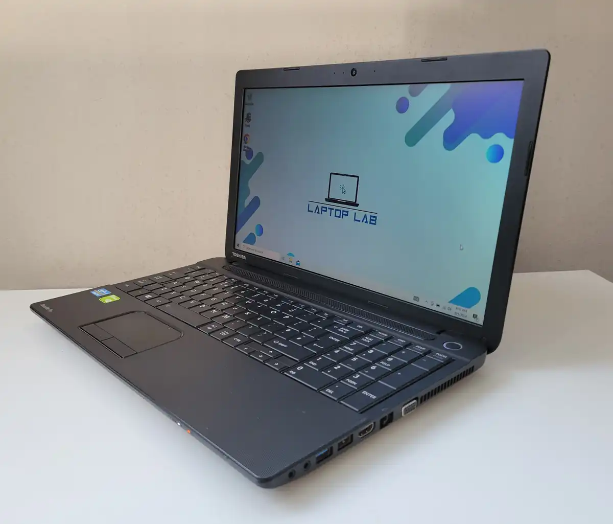 Laptop Second Hand Toshiba SATELLITE PRO C50-A-1K9 - 15.6inch Intel I5-3230M 6GB RAM 500GB HDD nVidia GT740M Windows 10 Refurbished [3]
