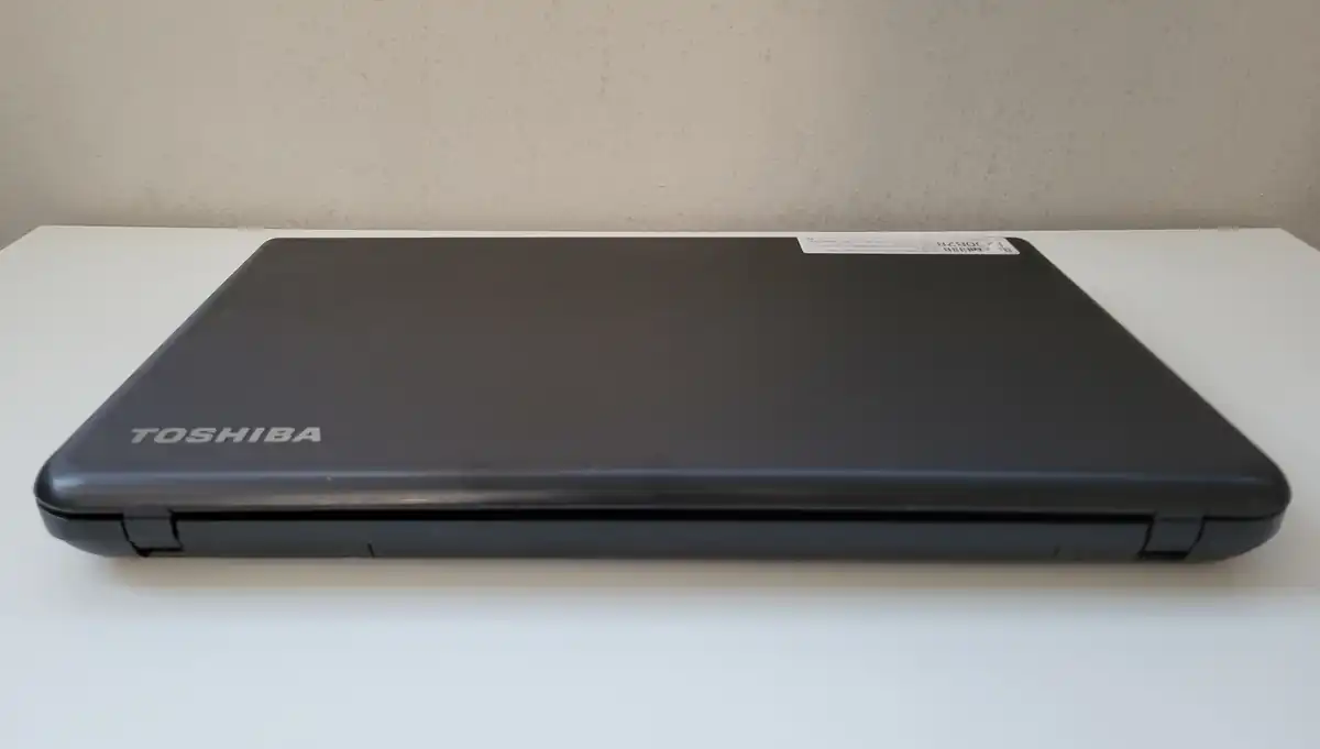 Laptop Second Hand Toshiba SATELLITE PRO C50-A-1K9 - 15.6inch Intel I5-3230M 6GB RAM 500GB HDD nVidia GT740M Windows 10 Refurbished [8]