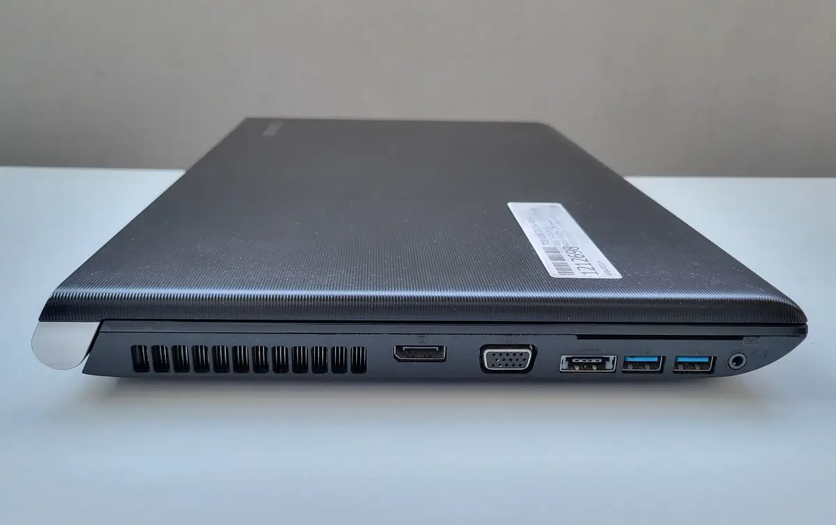 Laptop Second Hand Toshiba Tecra A50-A - 15.6inch Intel I5-4210M 8GB RAM 256GB SSD Windows 10 Refurbished [9]