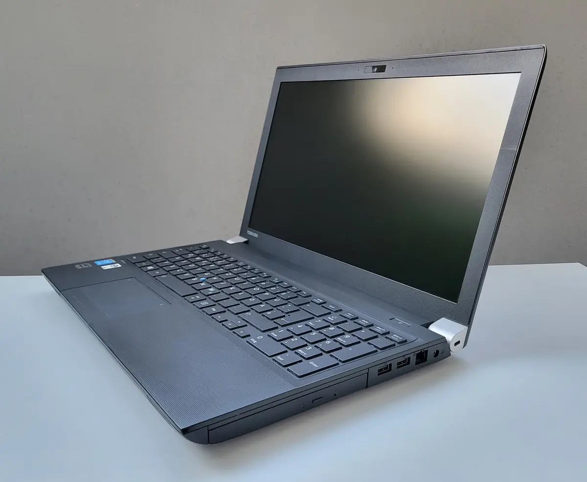 Laptop Second Hand Toshiba Tecra A50-A - 15.6inch Intel I5-4210M 8GB RAM 256GB SSD Windows 10 Refurbished [6]