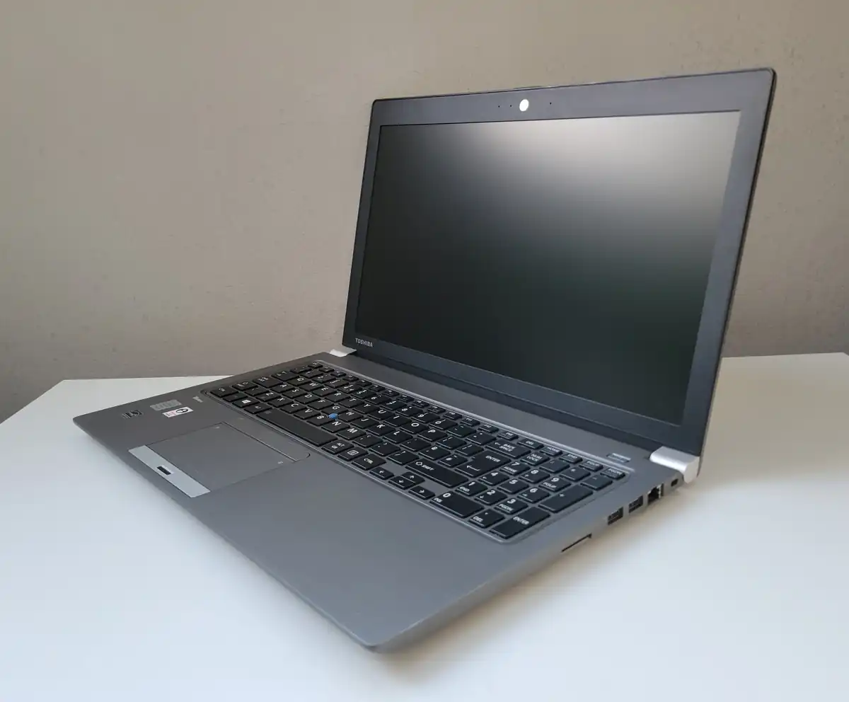 Laptop Second Hand Toshiba Tecra Z50-A - 15.6inch Intel I5-4210U 8GB RAM 250GB SSD Windows 10 Refurbished [6]