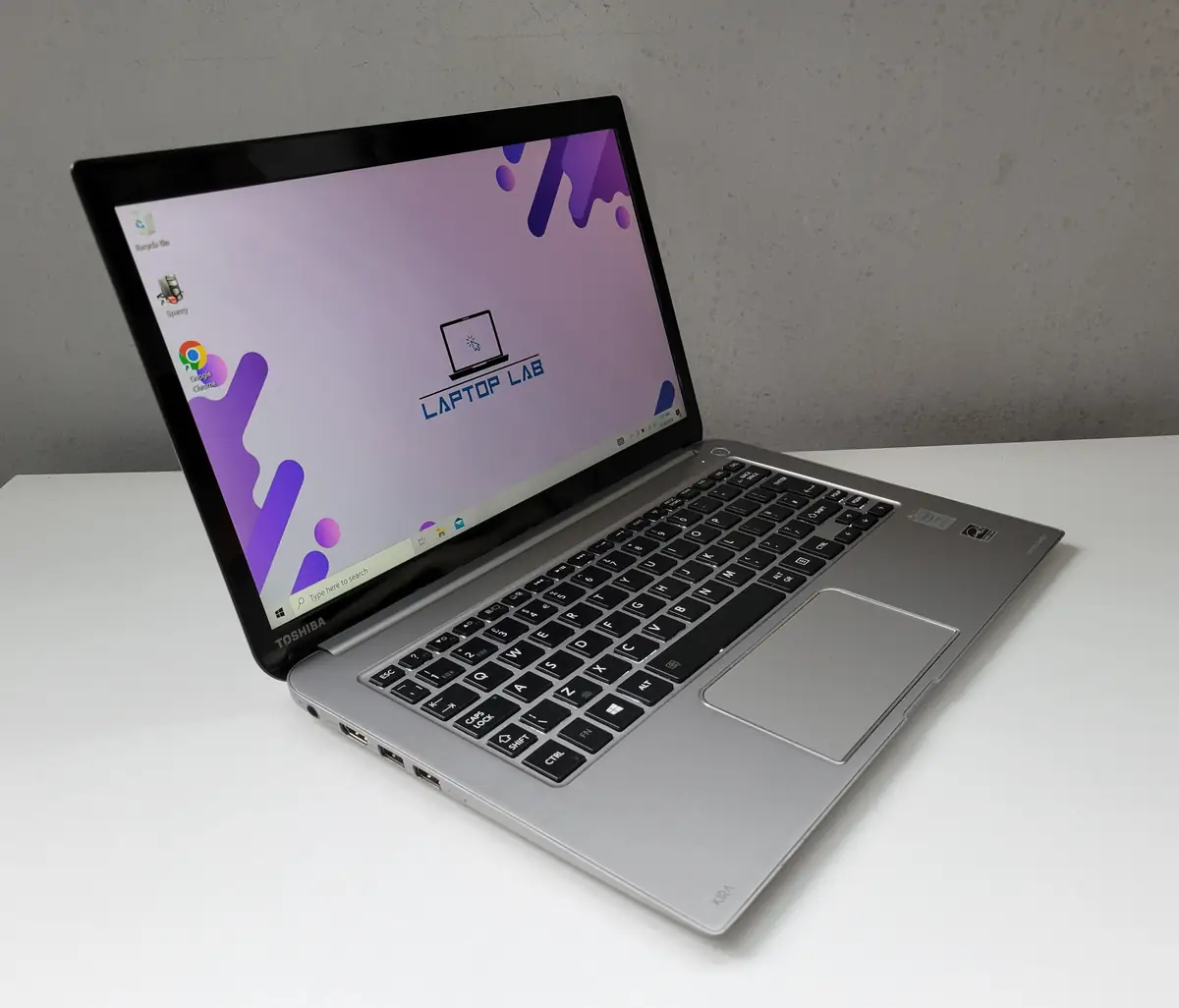 Laptop Second Hand ultraportabil Toshiba Kira - 13.3inch Intel I7-5500u 8GB RAM 256GB SSD TAST. ILUM. Windows 10 Refurbished [4]