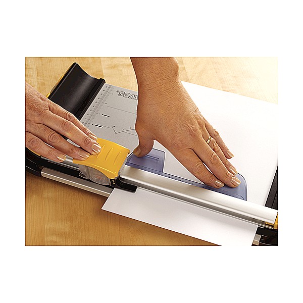 Trimmer A4 Fellowes Neutron [2]