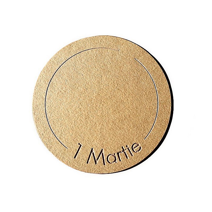Carton rotund pentru martisoare - Gravura laser "1 Martie", 7 cm, set 20 buc. [2]