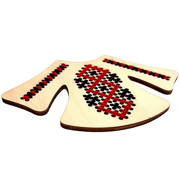 Figurina din lemn, model ie cu gauri pentru cusut, 15.6 cm [3]