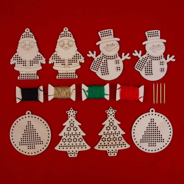 Kit cusut ornamente Crăciun cu figurine din lemn și fire colorate [2]