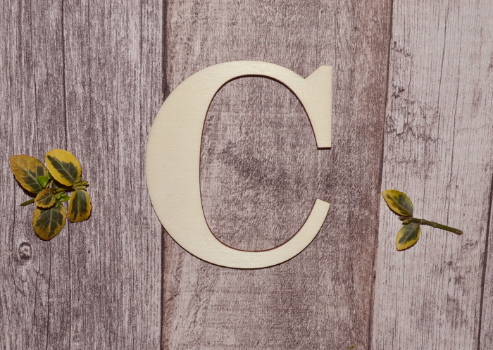 litera c din lemn natur, decor personalizabil pentru craft și ocazii speciale [1]