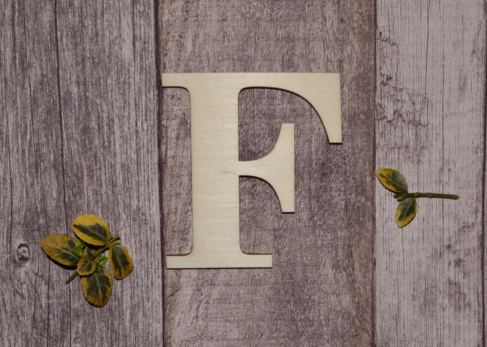 litera f din lemn natur, decor pentru craft și personalizare [1]