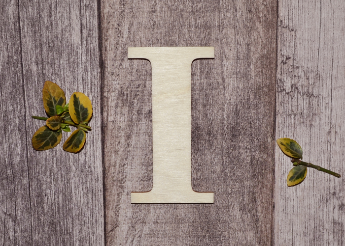 litera i din lemn natur, decor personalizabil pentru craft și nume [1]