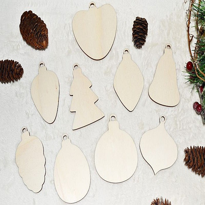 Set 9 ornamente Craciun, lemn [2]