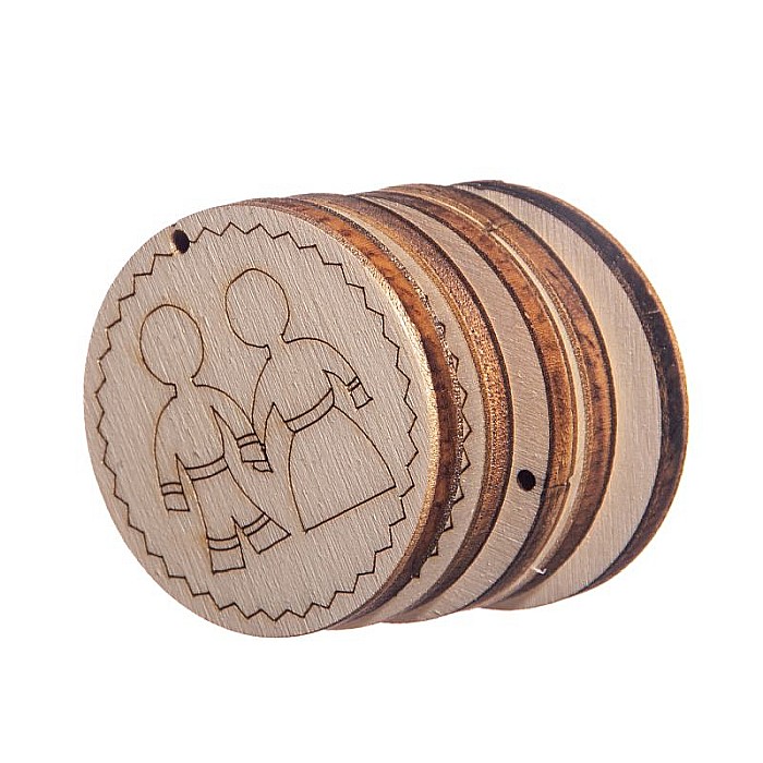 Martisor din lemn - Cuplu gravat in forma de cerc, 3.7x3.7 cm, seturi disponibile. [4]