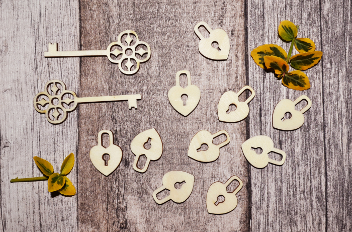 Set ornamente lacate si chei - OS013 [1]