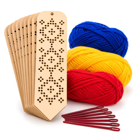 Jucarii educative - Semn de carte din lemn pentru cusut cu fire tricolore și ac