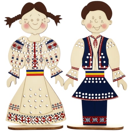 Figurina copil cu suport, pentru cusut si pictat, din lemn 19 cm inaltime [1]