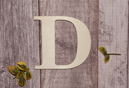 Litere si cifre - litera d din lemn natur, blank pentru personalizare și decor handmade