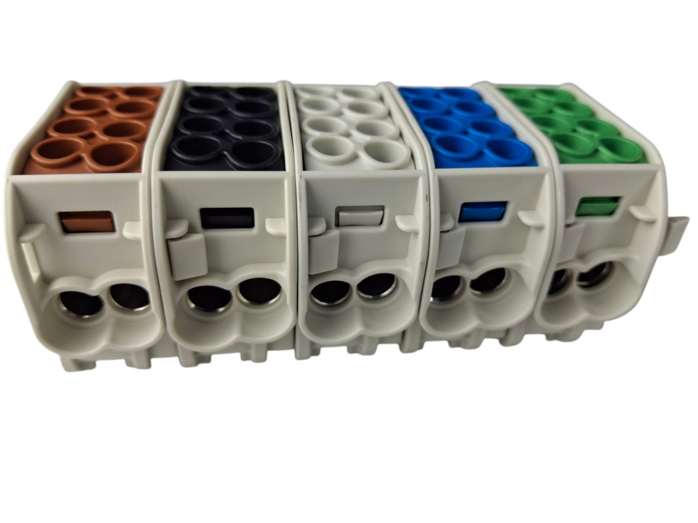 Cleme de distributie derivatie pentru conexiuni trifazice 25mm²/16mm² Cu-Al montaj pe sina DIN 152A 4 intrari per pol/clema [2]
