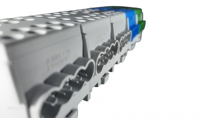 Cleme de distributie derivatie pentru conexiuni trifazice 25mm²/35mm²/ Cu-Al montaj pe sina DIN 100A [4]