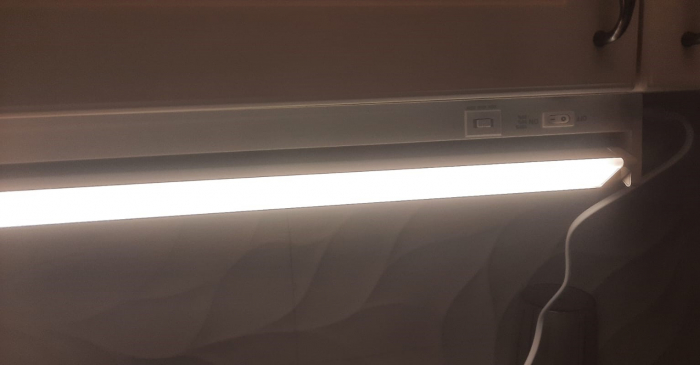 Corp de iluminat 16W 1600lm 120cm pentru mobila cu partea lumioasa reglabila 170° si tipul de lumina reglabil CCT [8]