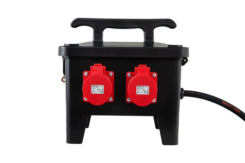 Distribuitor de curent, organizare de santier cu 2 prize 5 poli 16A si 4 prize 230V schuko, cu sigurante Schneider, intrare 2m cablu H07RN-F 5G4 si fisa 5 poli 32A si protectie diferentiala, IP44 [7]