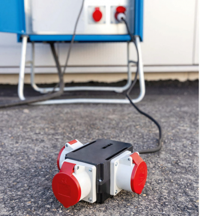 Distribuitor de curent trifazic MIXO CEE maxim 11kW intrare 5 poli 16A 400V iesire 3 prize 5 poli 16A 400V IP44 [5]