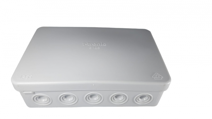 Doza ramificatie 134x89x40mm , cutie de jonctiune PE cu urechi de prindere 650 ° C IP55 [4]