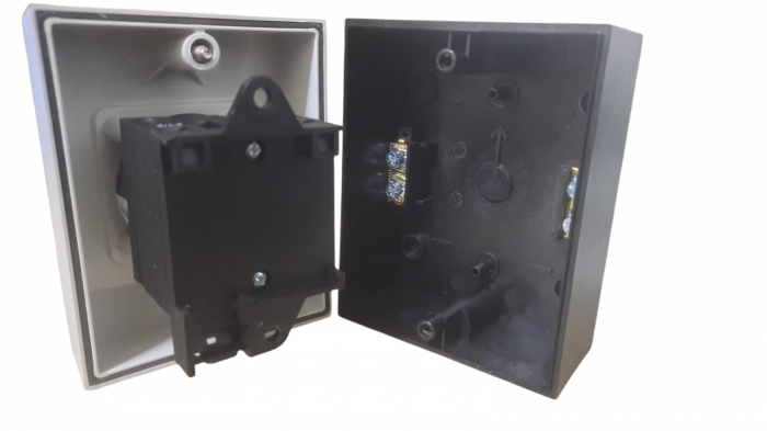 Intrerupator 10A 4kw 0-1 ON-OFF 3 poli 400V AC IP65 industrial aplicat casetat blocabil 3x10A [6]