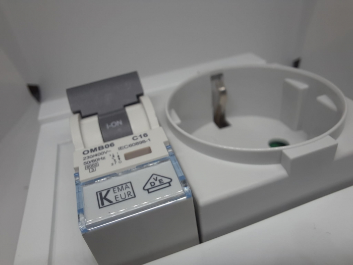 Priza aplicata schuko cu protectie copii si siguranta 1P C 16A 130x87mm IP20 230V AC 50/60Hz [7]