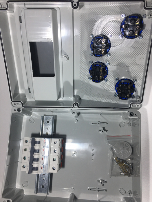 Tablou electric echipat cu 4 prize monofazice schuko 16A panou organizare de santier cu sigurante IP54 [4]