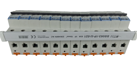 Bara Pieptene busbar OMU SYSTEM 1 pol 63A izolata 210mm 10mm² tip U / furca , 12 module pentru conexiuni electrice 230/400V AC [9]