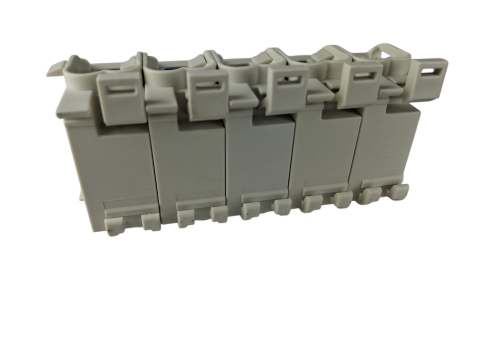 Cleme de distributie derivatie pentru conexiuni trifazice 25mm²/16mm² Cu-Al montaj pe sina DIN 152A 4 intrari per pol/clema [5]