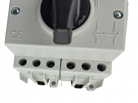 Comutator sursa 3x63A 3 poli 63A 1-0-2 rotativ modular  montare pe sina [11]