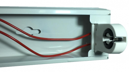 Corp neon cu reflector metalic neechipat pentru tub LED T8 G13 1x120cm 230V IP21 alimentare la un capat [1]
