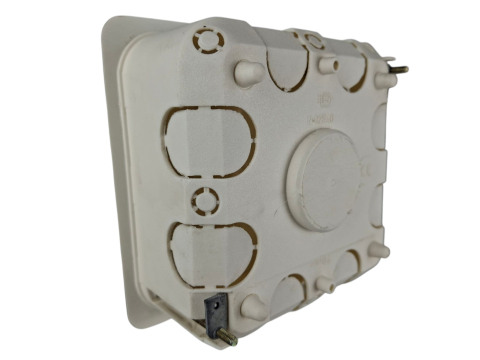 Doza derivatie gips carton 100x100mm patrata sub tencuiala, diametrul maxim a tubului PVC Ø25(mm) [3]