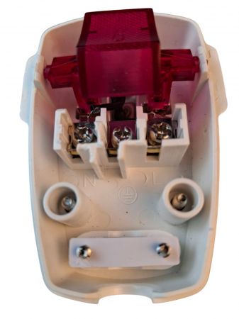 Fisa stecher alb unghiular cu intrerupator iluminat 230V 16A max. 1,5 mm² [12]