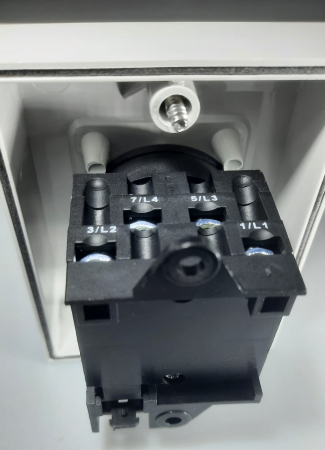 Intrerupator 20A 4kw 0-1 ON-OFF 4 poli 400V AC IP65 industrial aplicat casetat [7]