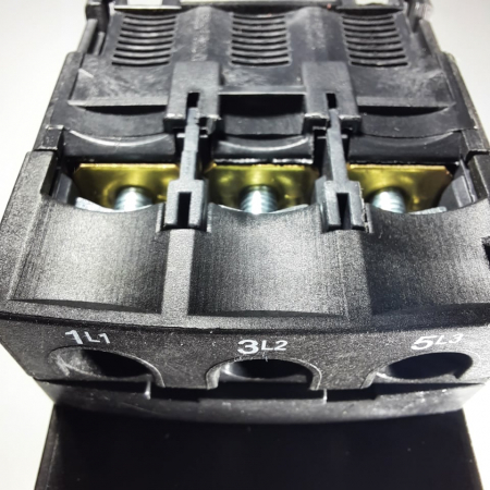Intrerupator magneto-termic 2.5-4A montaj pe sina IP20 [4]