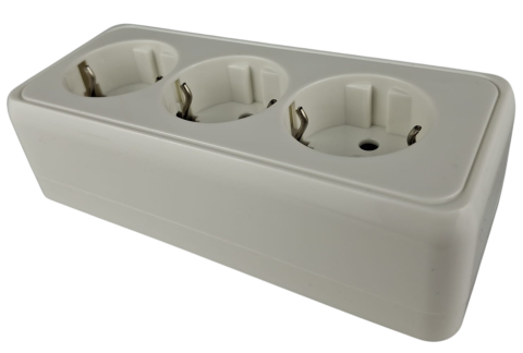 Priza tripla alba aplicata 16A cu CP si protectie copii IP20 150x65mm [2]