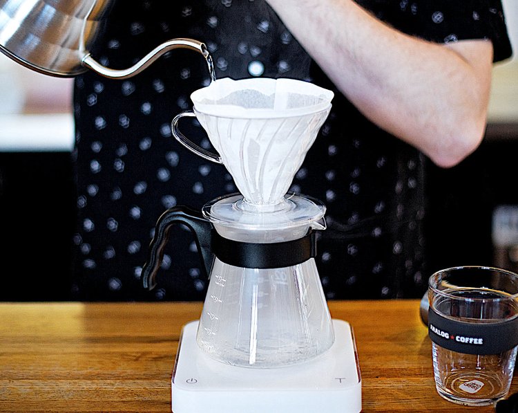 Invata cum sa prepari cafeaua la Filtru