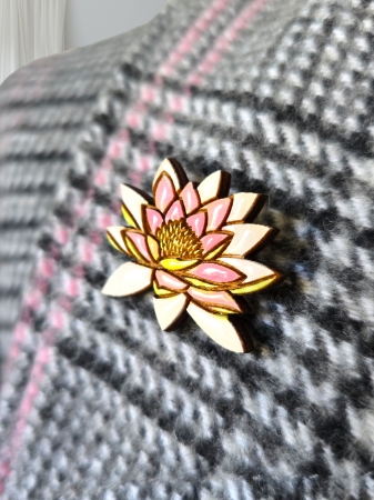 Brosa Martisor Nufar [3]