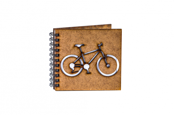 Agenda 10x10 personalizata din lemn cu o bicicleta [1]