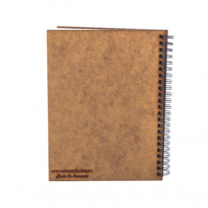 Agenda A5 personalizata din lemn cu mesaj : Impreuna este locul nostru preferat de a fi! [2]