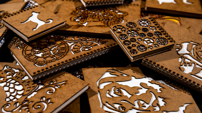 Agenda A5 pictata cu floare [5]